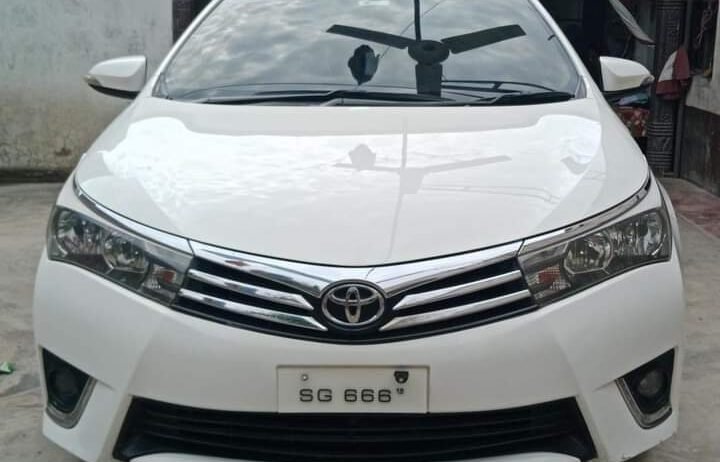 Toyota Corolla Altis 2015