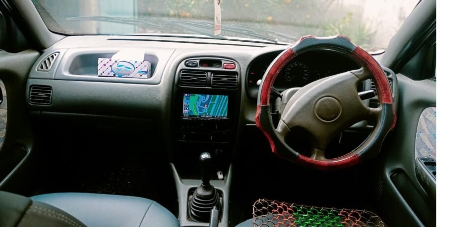 Suzuki Baleno 2004