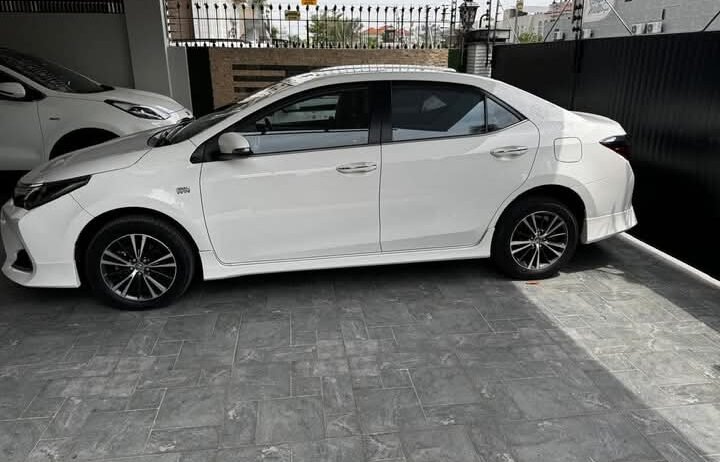 Toyota Corolla Altis Grande 2022