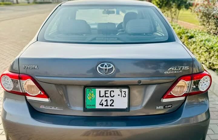 Toyota Corolla Altis 2012