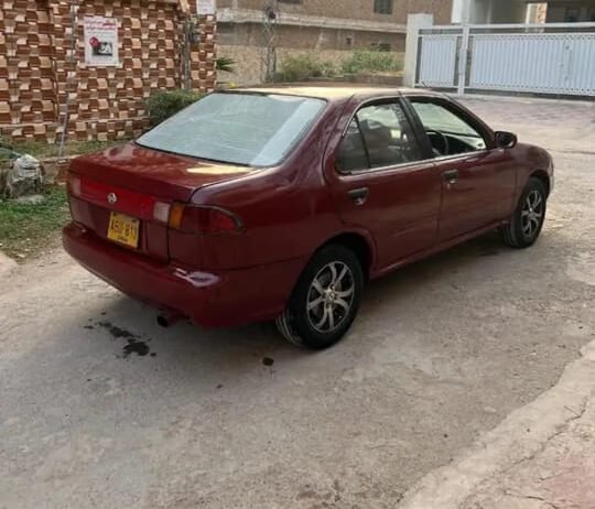 Nissan sunny 1998