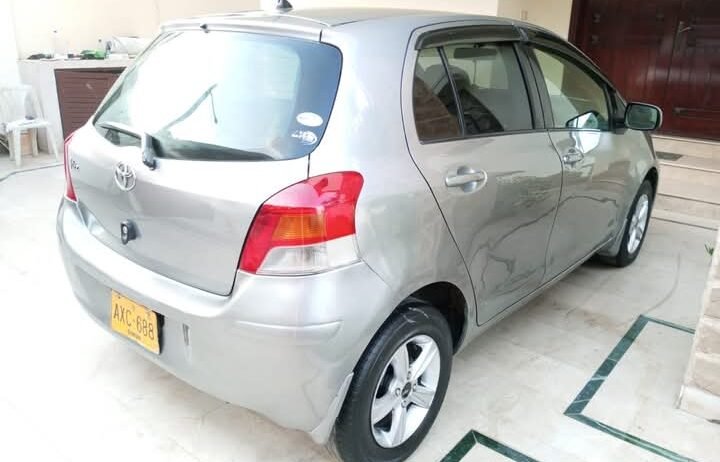 Toyota Vitz 2009