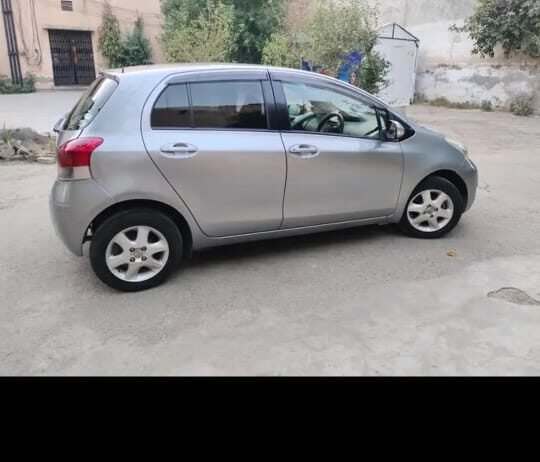 Toyota Vitz Silver 2008