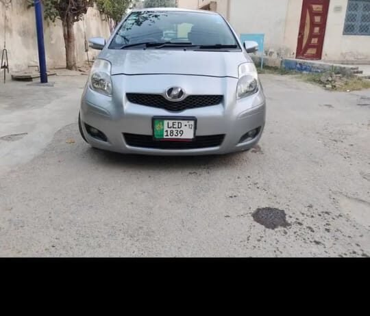 Toyota Vitz Silver 2008