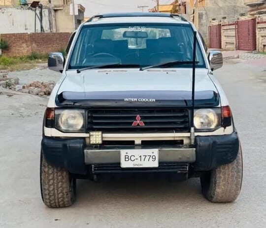 Mitsubishi pajro 1991