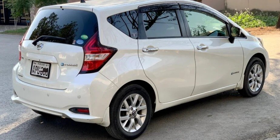 Nissan note Power Medalist 2019