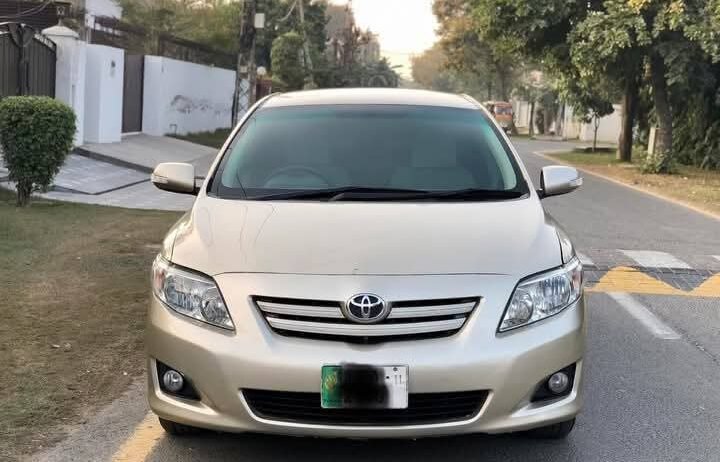 Toyota Corolla Altis 1.8 automatic cruiser tonic 2010