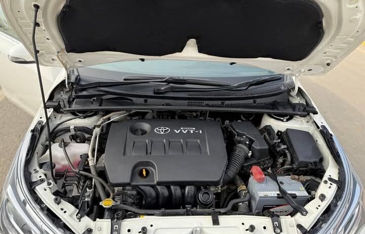 Toyota Corolla Altis Grande 1.6 X 2022