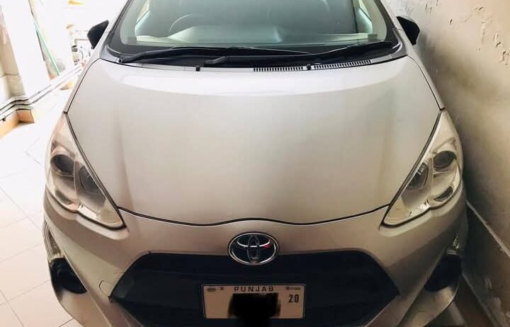 Toyota Aqua 2015