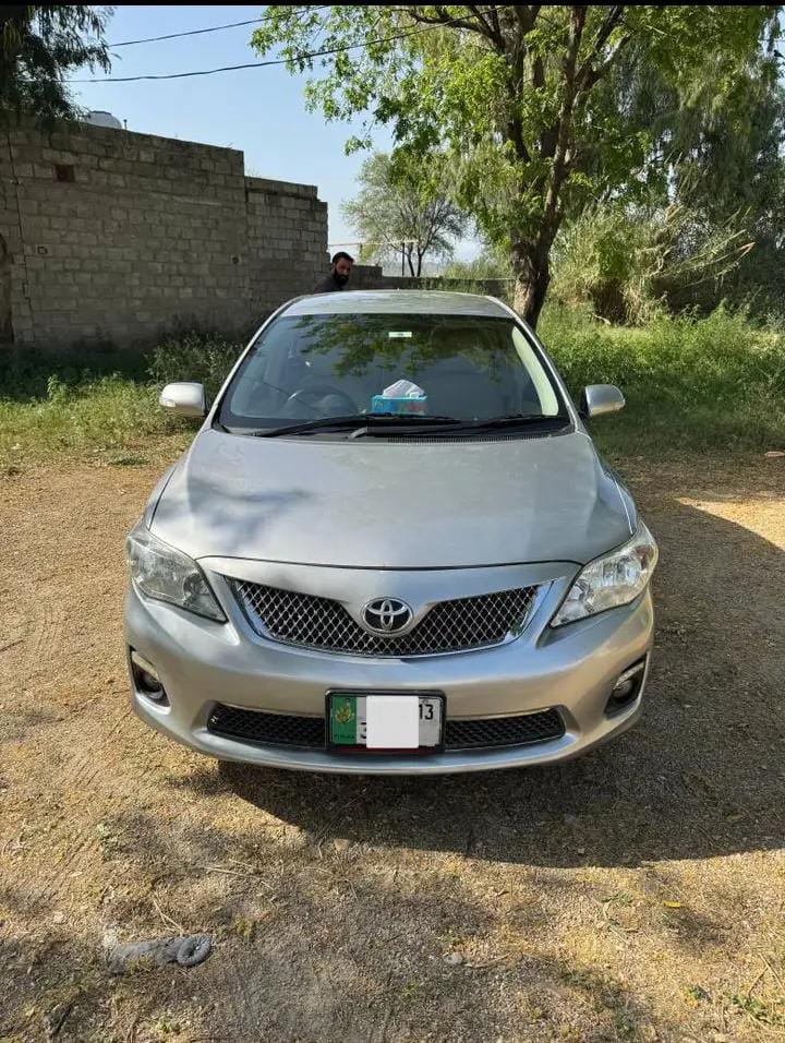 Toyota corolla GLI 2012/13