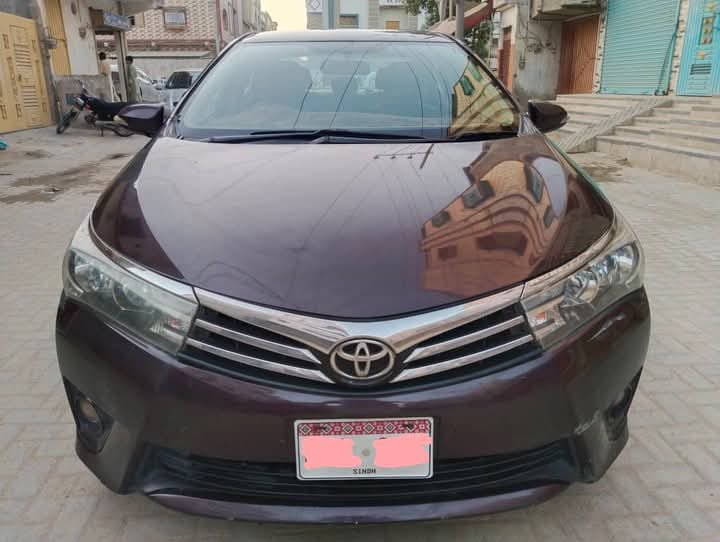 Toyota Corolla Altis 1.8 Manual 6 gear 2014