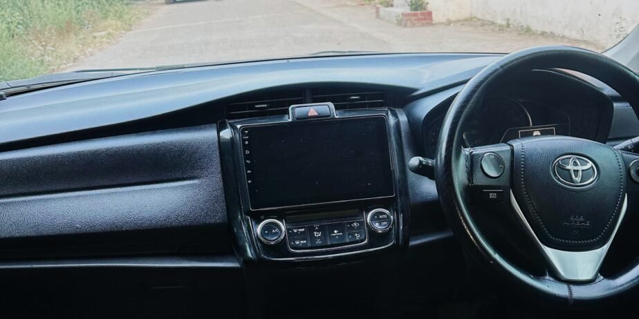 Toyota Axio Hybrid 1.5