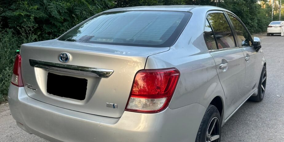 Toyota Axio Hybrid 1.5