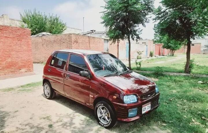 Daihatsu Cuore 2001