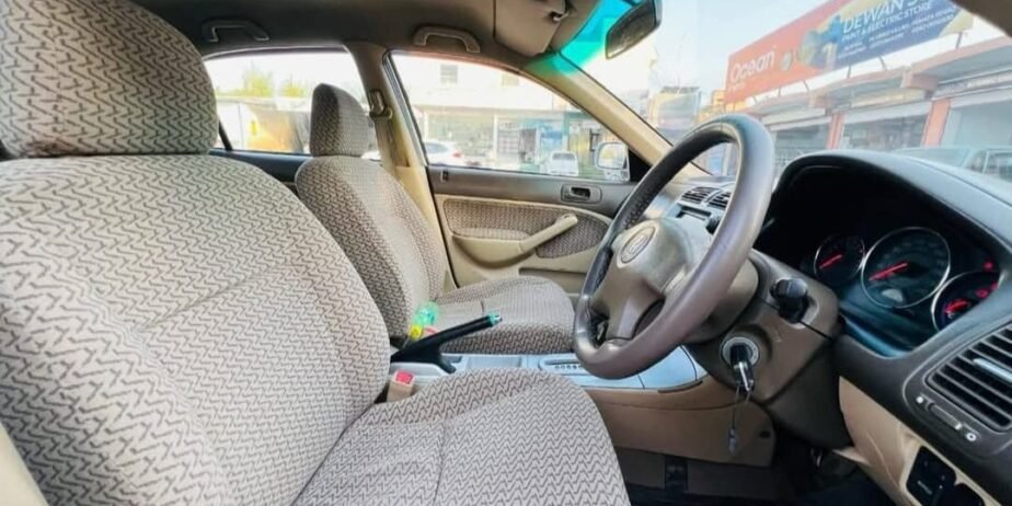Honda Civic EXI Automatic 2005