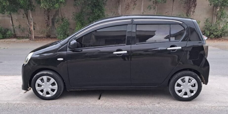 Daihatsu Mira Automatic 2012