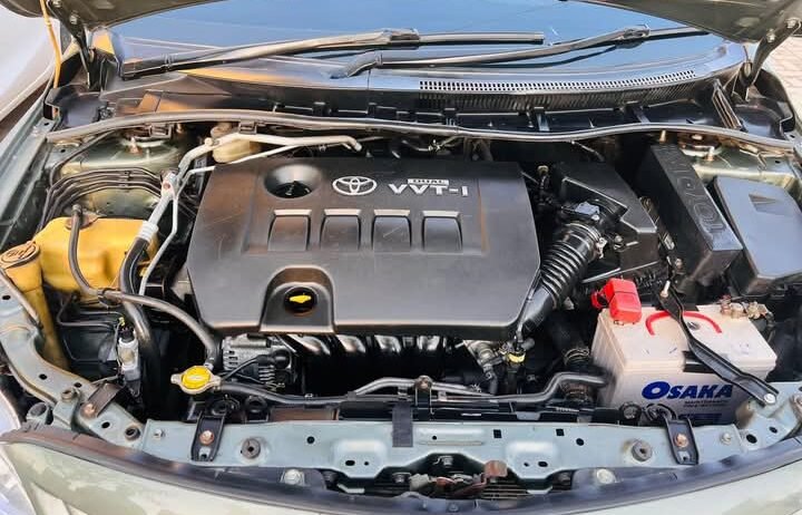 Toyota corolla Altis 1.6 automatic 2012