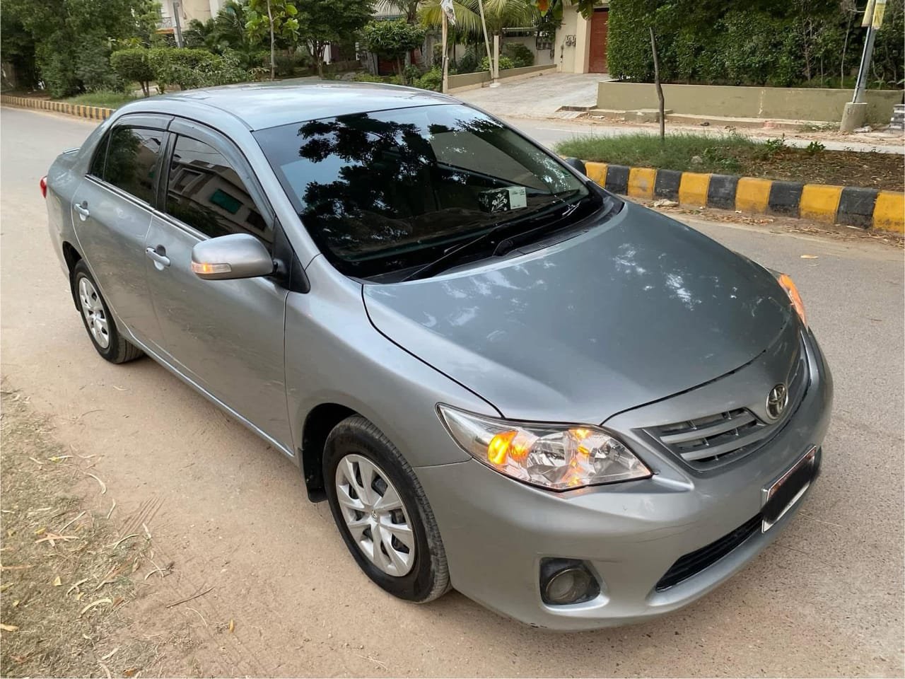 Toyota Corolla GLI 1.3 2011