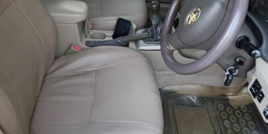 Toyota Corolla GLI 2011
