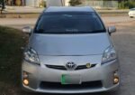Toyota prius G touring 2011/2015