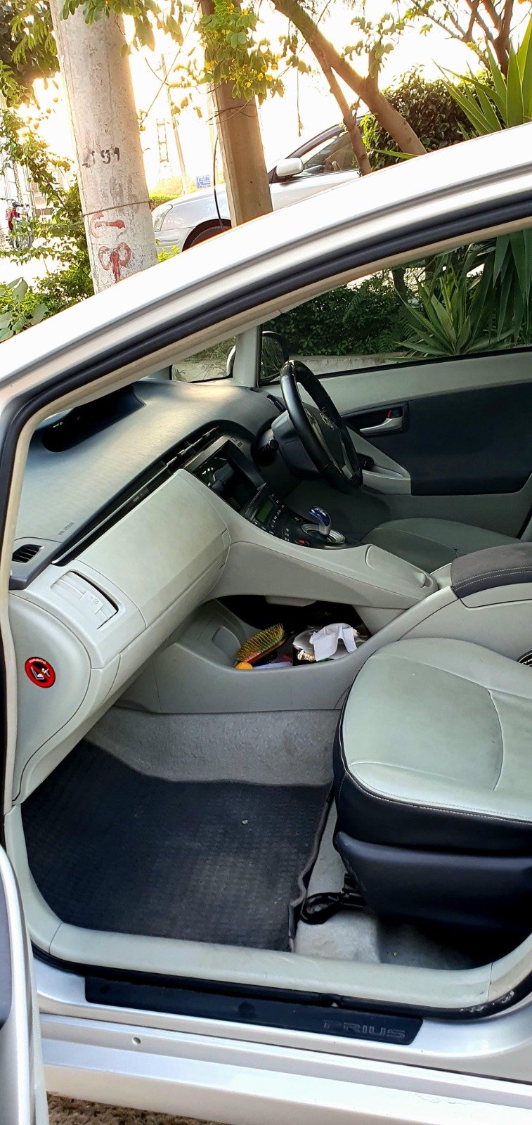 Toyota prius G touring 2011/2015